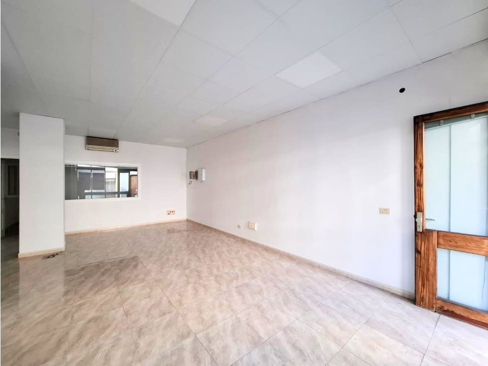 Kaupallinen vuokrattavana paikassa Puerto de la Cruz - 1 200 € (Ref: 9550449)