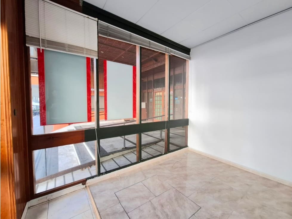 Kaupallinen vuokrattavana paikassa Puerto de la Cruz - 1 200 € (Ref: 9550449)