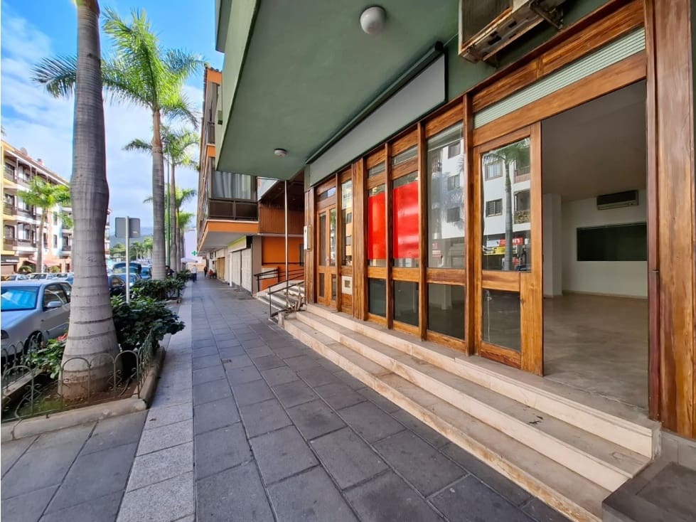 Kaupallinen vuokrattavana paikassa Puerto de la Cruz - 1 200 € (Ref: 9550449)