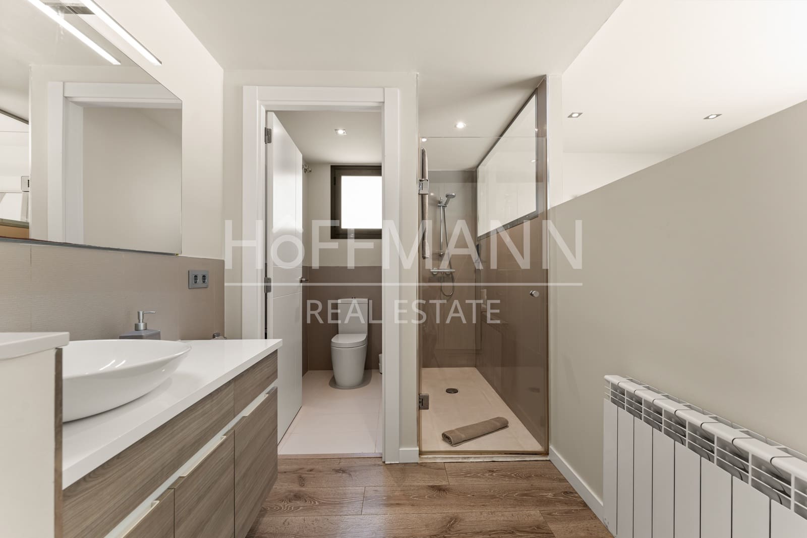 3 sypialnia Dom do wynajęcia w Castelldefels z basenem garażem - 4 900 € (Ref: 10000229)