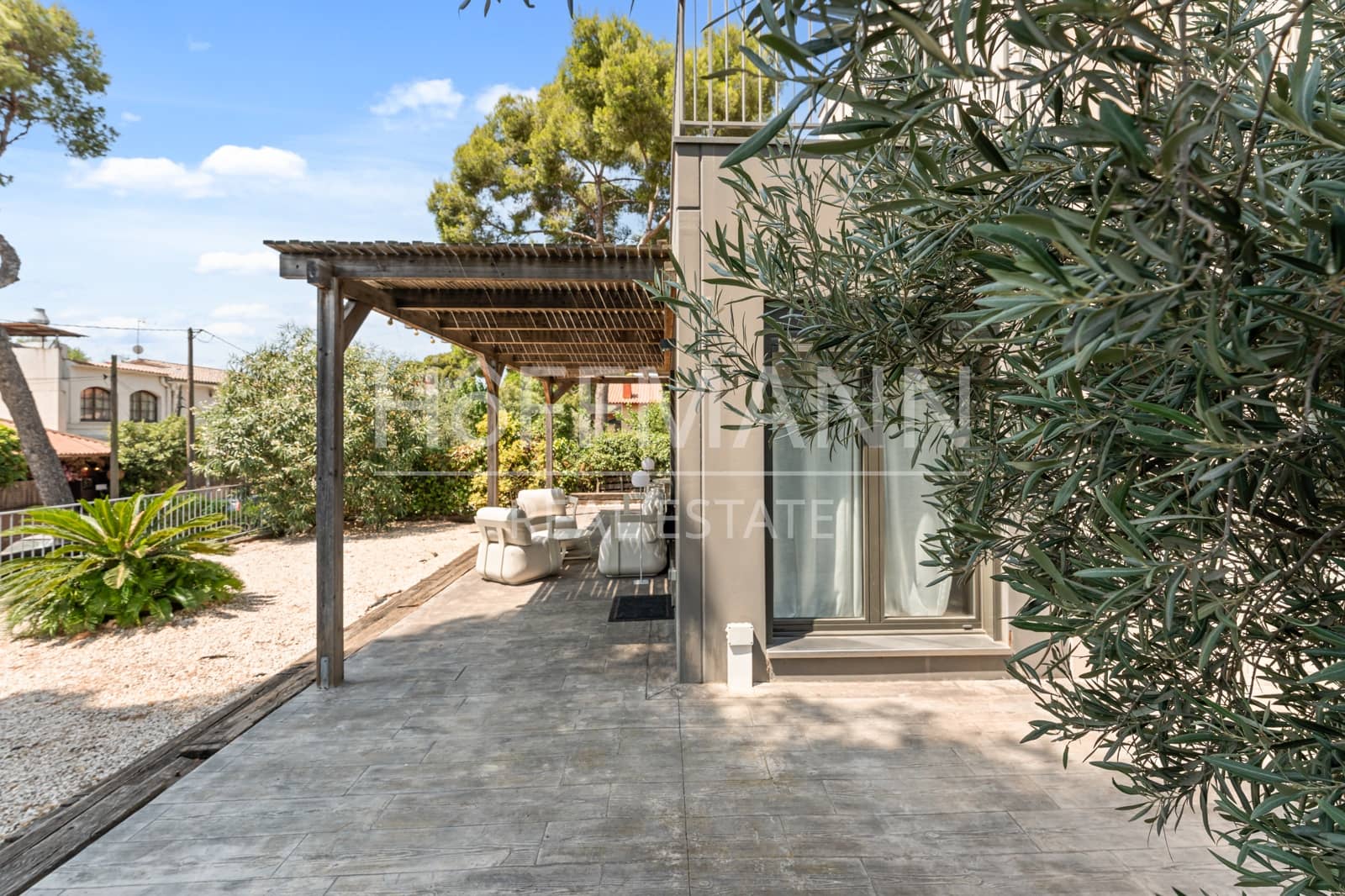 3 sypialnia Dom do wynajęcia w Castelldefels z basenem garażem - 4 900 € (Ref: 10000229)