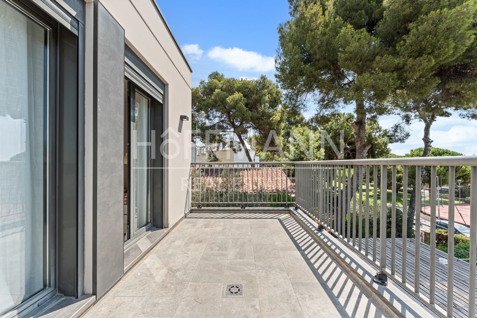 3 sypialnia Dom do wynajęcia w Castelldefels z basenem garażem - 4 900 € (Ref: 10000229)