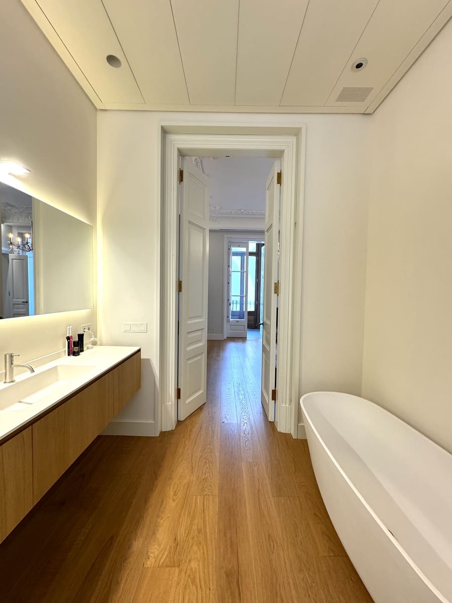1 soverom Leilighet til leie i Barcelona by med svømmebasseng - € 8 800 (Ref: 10079897)