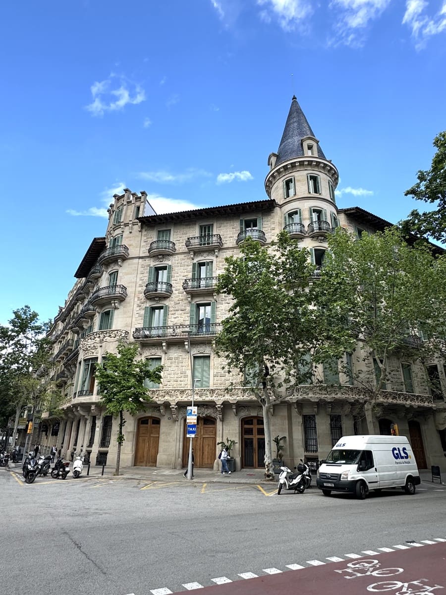 1 soverom Leilighet til leie i Barcelona by med svømmebasseng - € 8 800 (Ref: 10079897)