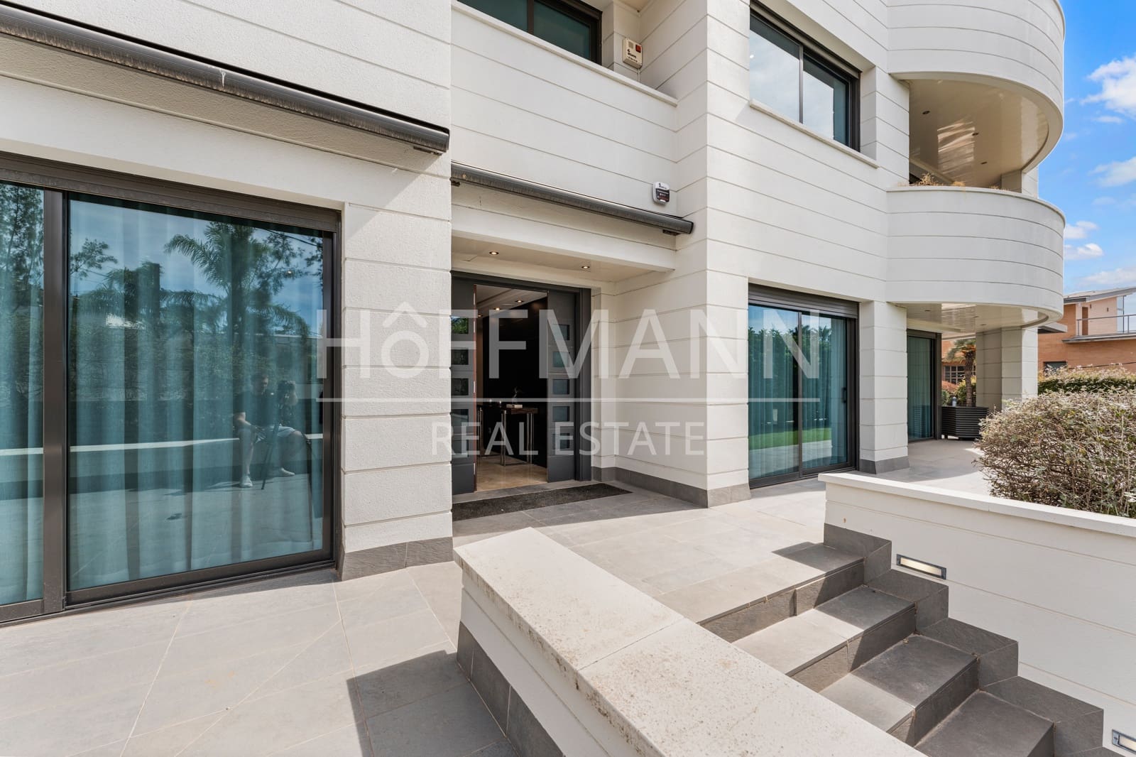8 makuuhuone Huvila myytävänä paikassa Esplugues de Llobregat mukana uima-altaan 
autotalli - 2 750 000 € (Ref: 10121025)
