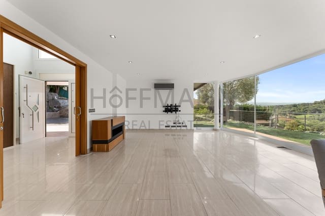 Casa de 4 habitaciones en Barcelona ciudad en venta con piscina garaje - 855.000 € (Ref: 9889343)