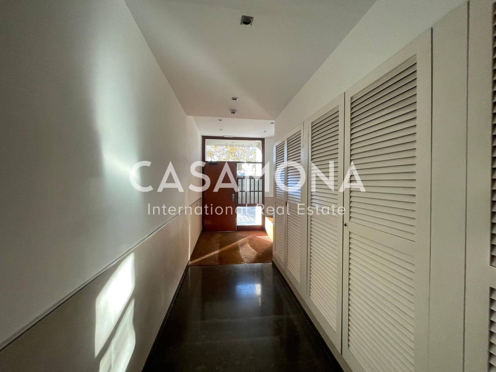 Appartement de 1 chambre à louer à Barcelone ville - 6 000 € (Ref: 5737972)