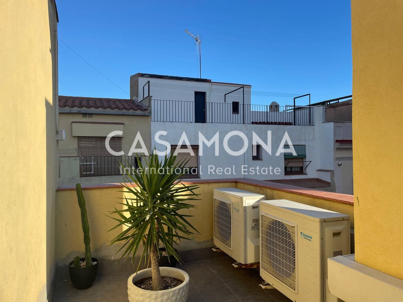 Appartement de 1 chambre à louer à Barcelone ville - 6 000 € (Ref: 5737972)