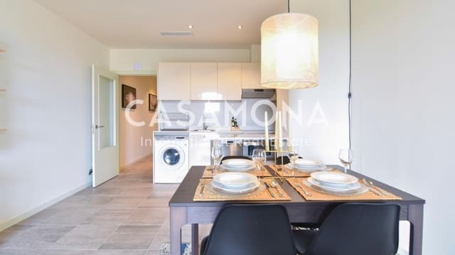 2 bedroom Apartment for rent in La Barceloneta, Barcelona city - € 3,000 (Ref: 5738098)