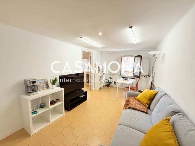 3 bedroom Apartment for sale in El Barri Gòtic, Barcelona city - € 395,000 (Ref: 5738232)