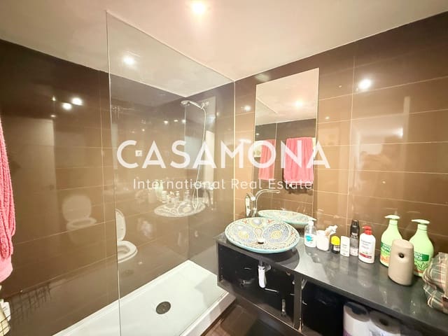 3 bedroom Apartment for sale in El Barri Gòtic, Barcelona city - € 395,000 (Ref: 5738232)