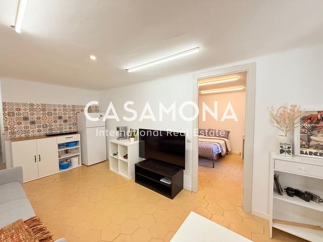 3 bedroom Apartment for sale in El Barri Gòtic, Barcelona city - € 395,000 (Ref: 5738232)