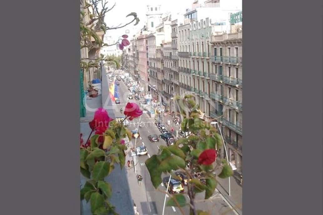 3 soverom Leilighet til salgs i Barcelona by - € 750 000 (Ref: 5738321)