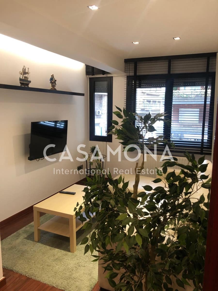 1 soverom Leilighet til leie i Barcelona by - € 1 800 (Ref: 6015498)