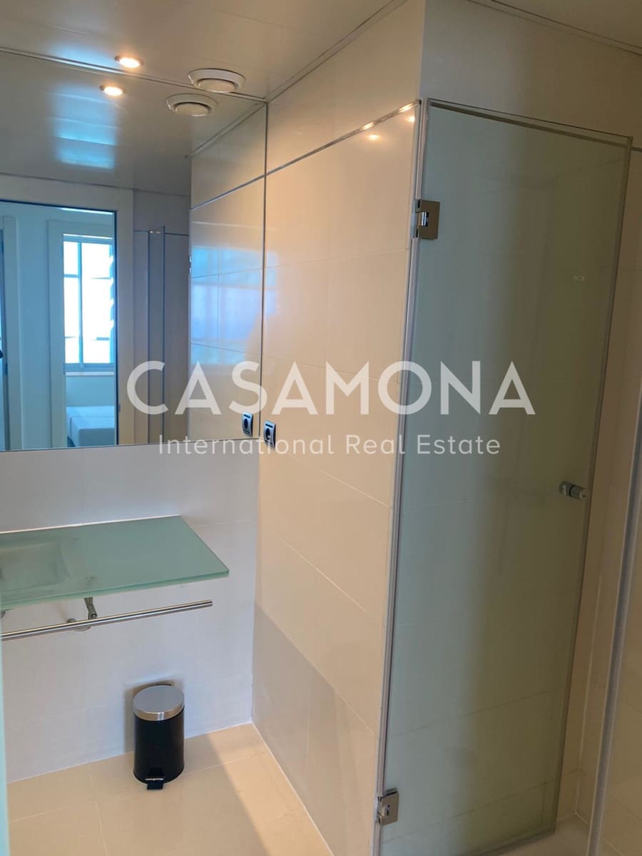 4 soveværelse Penthouse til salg i Barcelona by med swimmingpool garage - € 3.800.000 (Ref: 6015537)