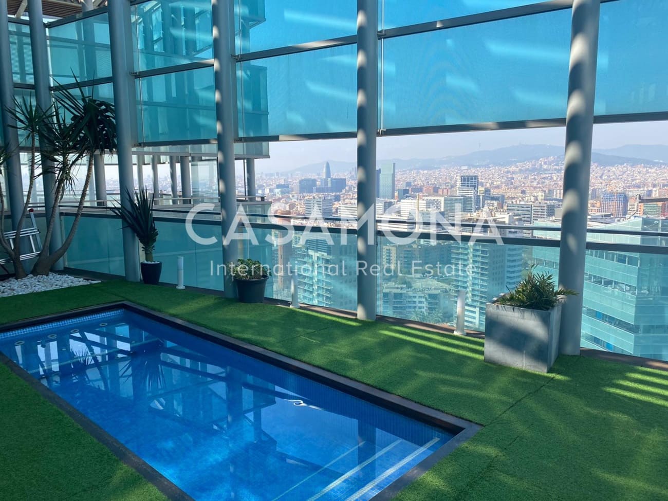 4 soveværelse Penthouse til salg i Barcelona by med swimmingpool garage - € 3.800.000 (Ref: 6015537)