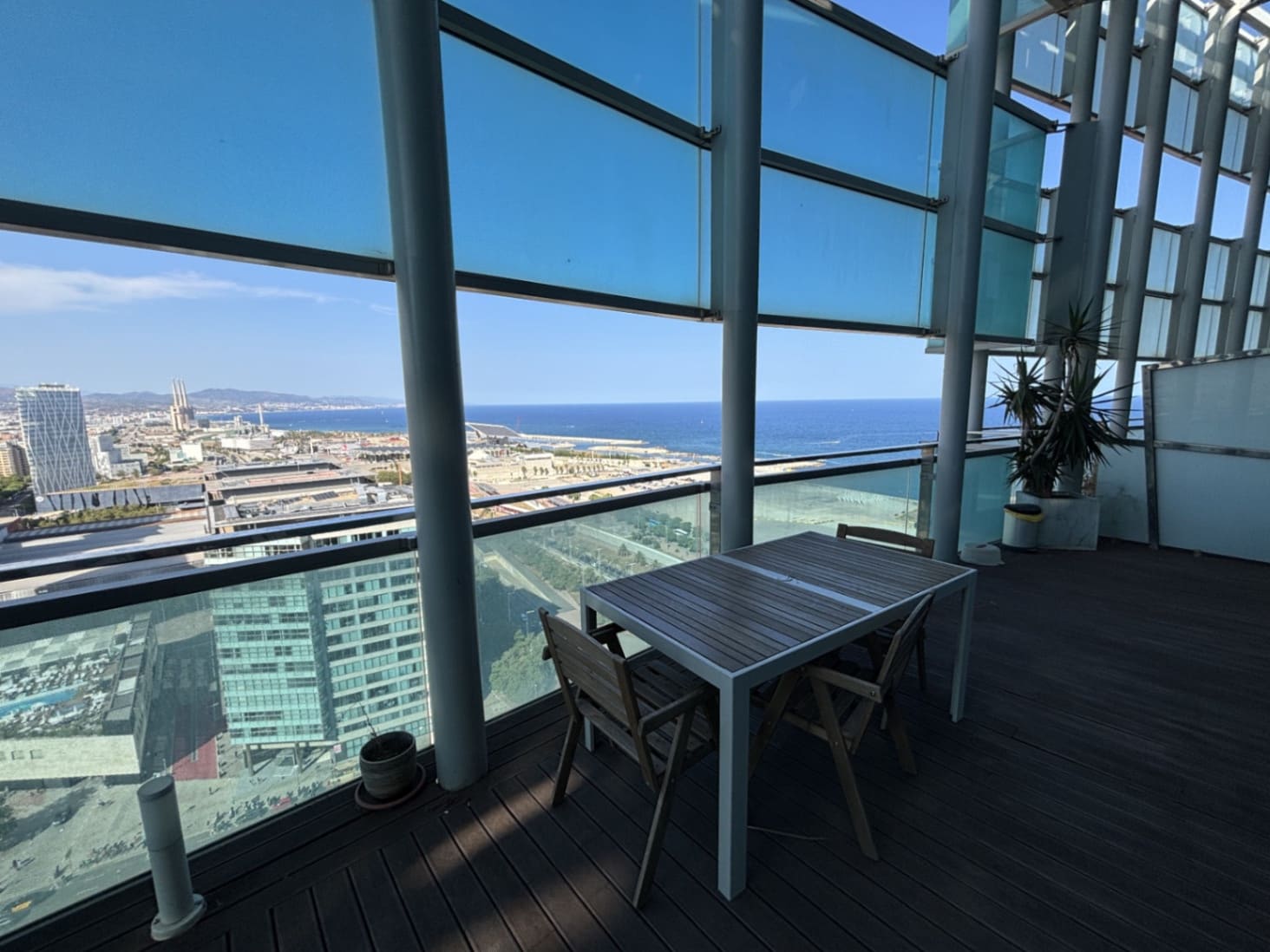 4 soveværelse Penthouse til salg i Barcelona by med swimmingpool garage - € 3.800.000 (Ref: 6015537)