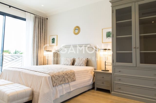 6 bedroom Villa for sale in Marbella with pool garage - € 2,700,000 (Ref: 6215482)