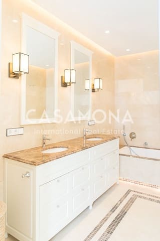 6 bedroom Villa for sale in Marbella with pool garage - € 2,700,000 (Ref: 6215482)