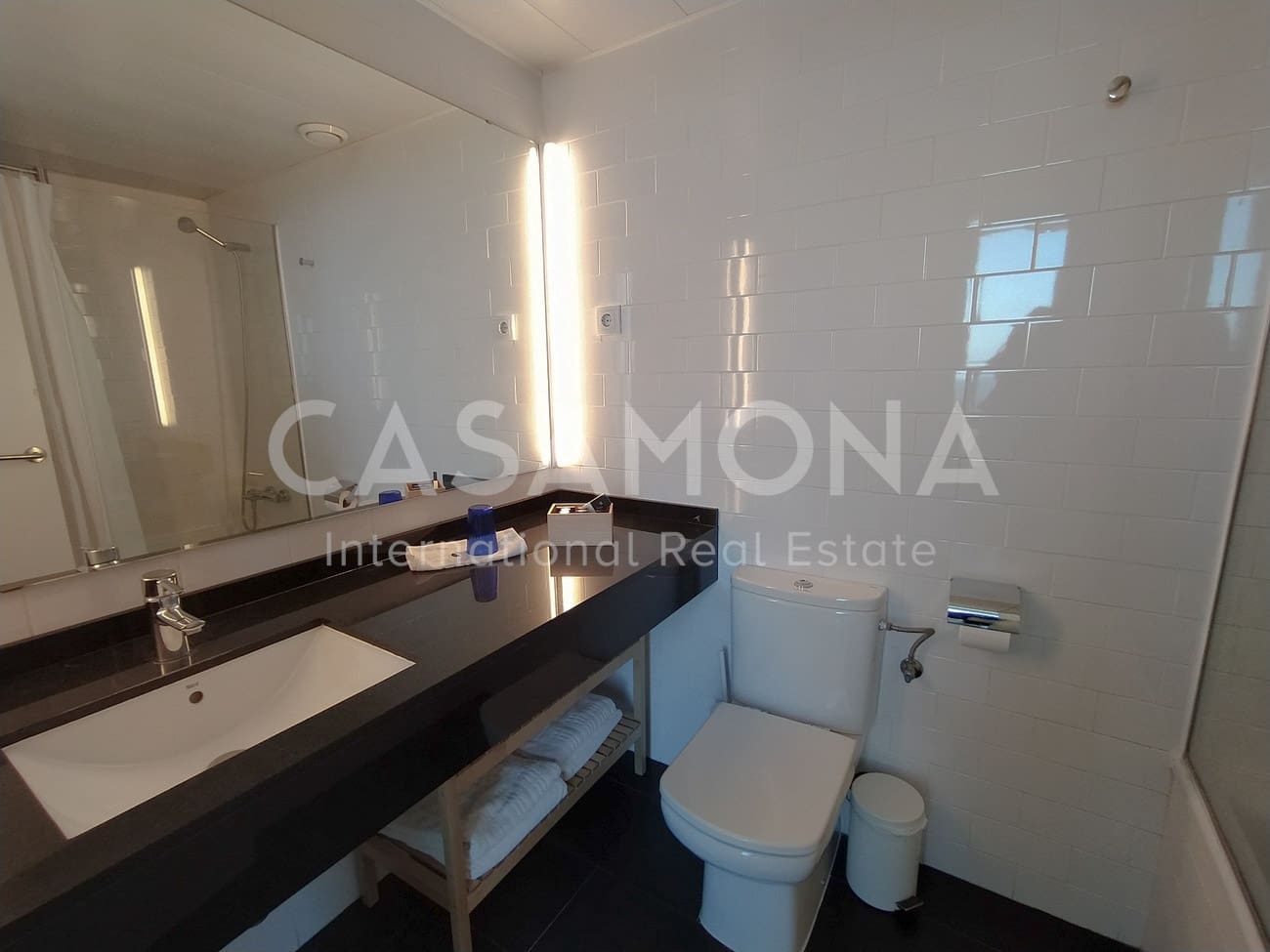 2 soverom Leilighet til leie i Barcelona by med garasje - € 3 750 (Ref: 6734330)