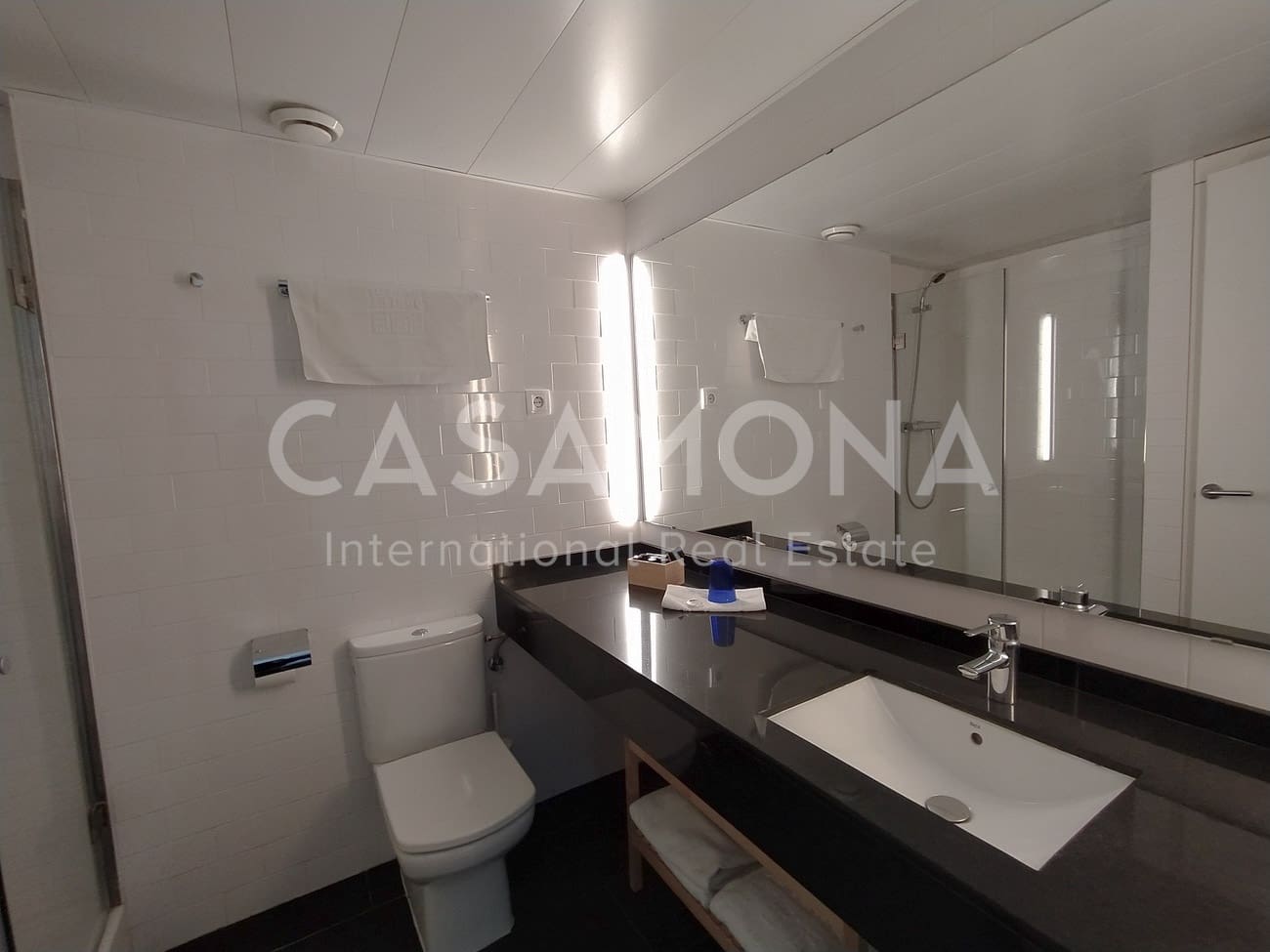 2 soverom Leilighet til leie i Barcelona by med garasje - € 3 750 (Ref: 6734330)