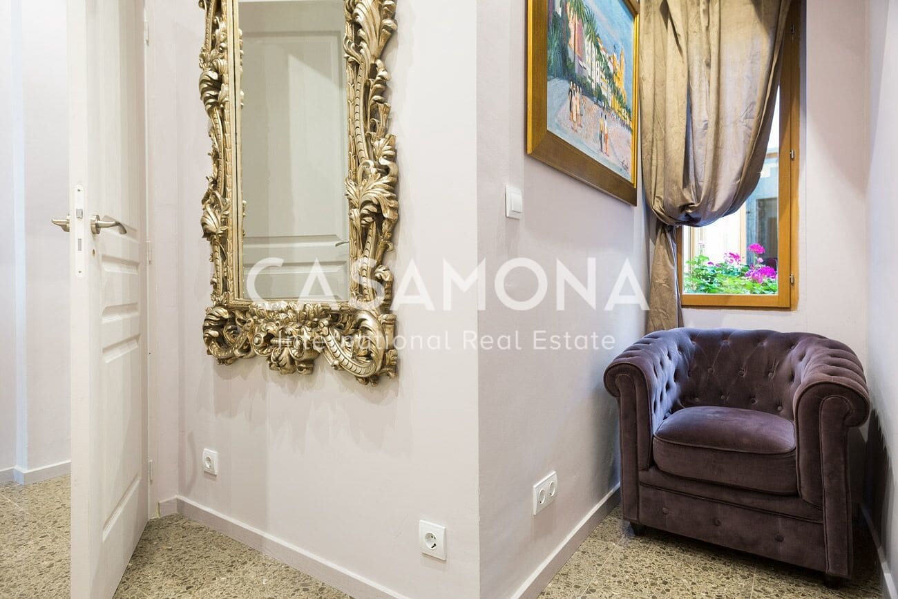 Apartamento de 2 habitaciones en Barcelona ciudad en alquiler - 2.600 € (Ref: 6932940)