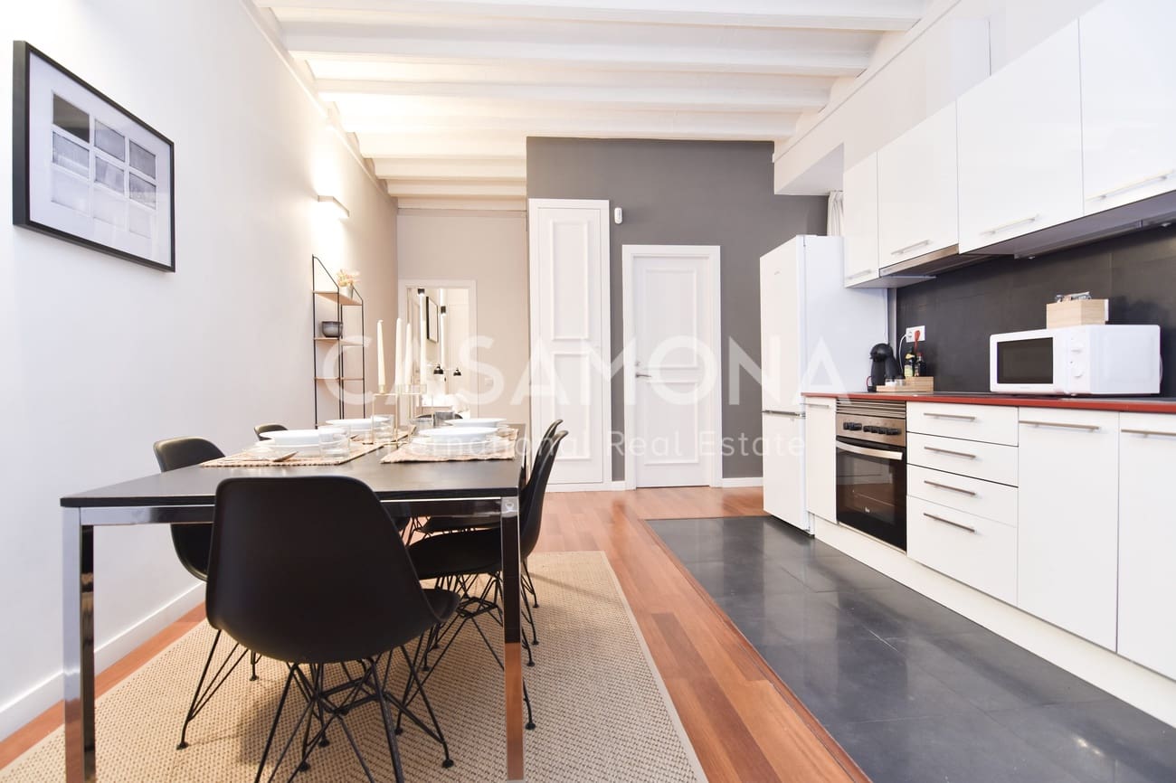 2 sovrum Lägenhet att hyra i Barcelona stad med garage - 3 800 € (Ref: 6932951)