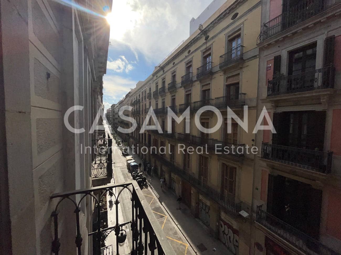 3 slaapkamer Appartement te huur in Barcelona stad - € 3.000 (Ref: 6962141)