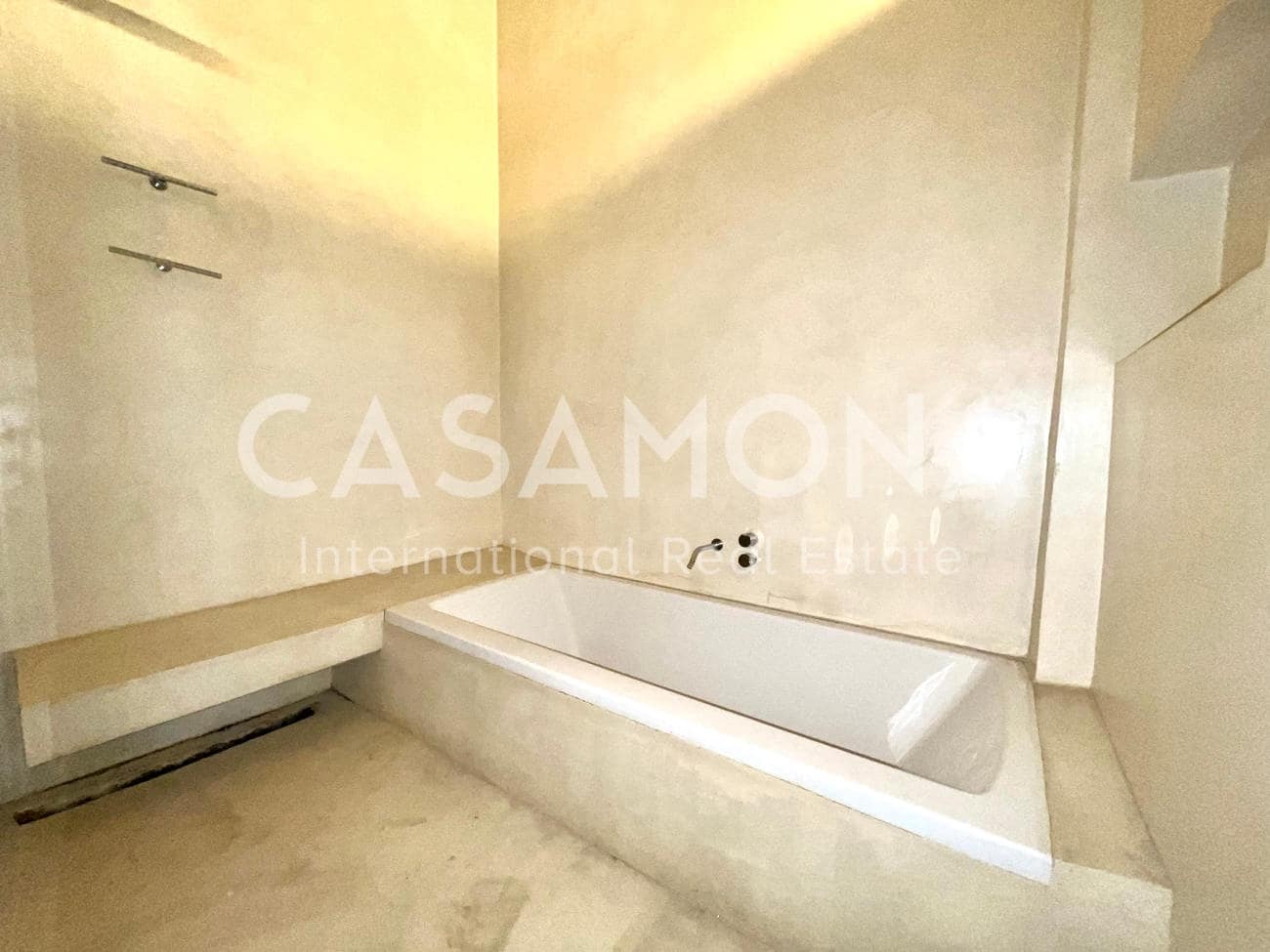 3 slaapkamer Appartement te huur in Barcelona stad - € 3.000 (Ref: 6962141)