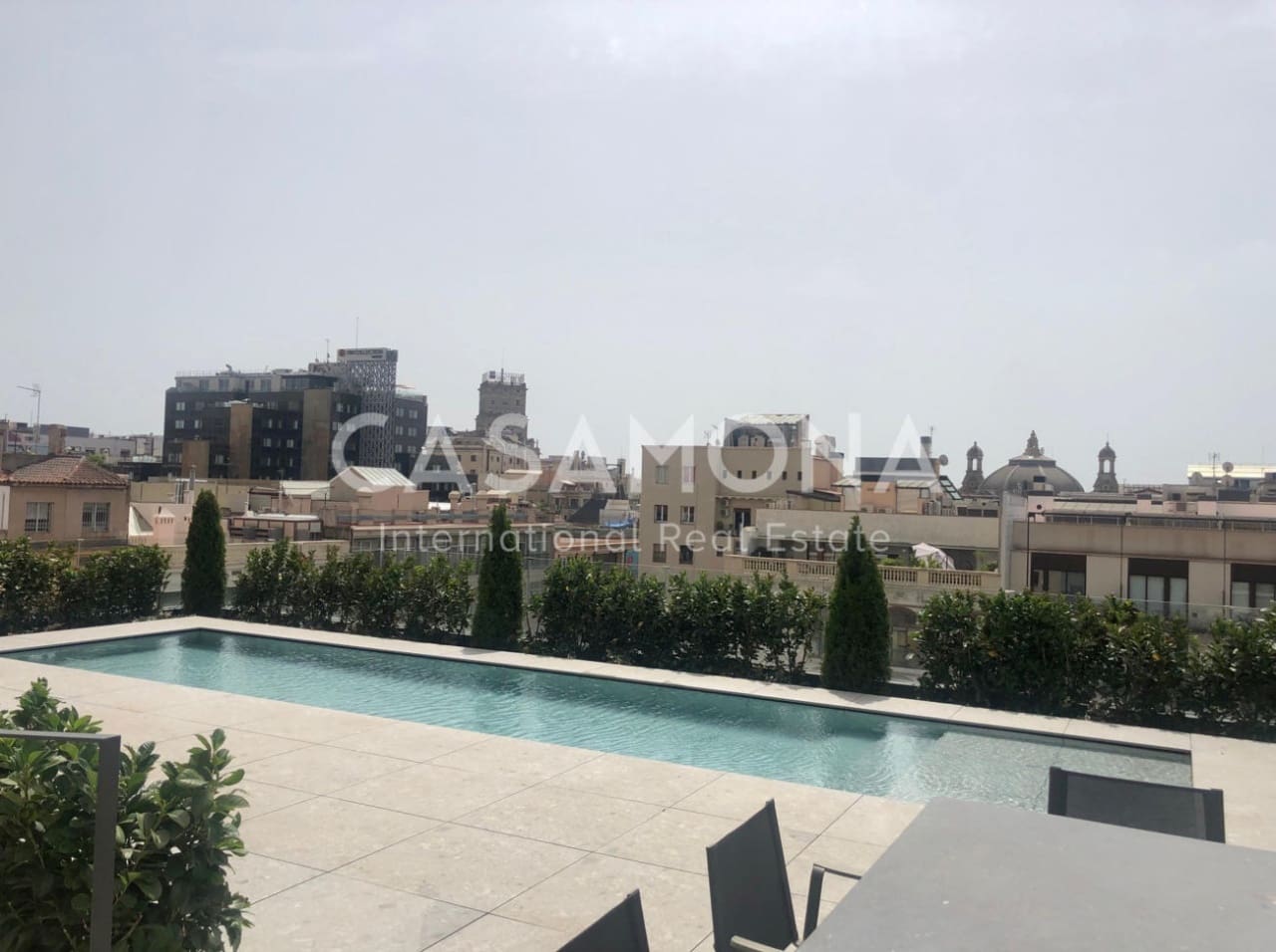 2 slaapkamer Appartement te huur in Barcelona stad met zwembad - € 5.500 (Ref: 7017605)