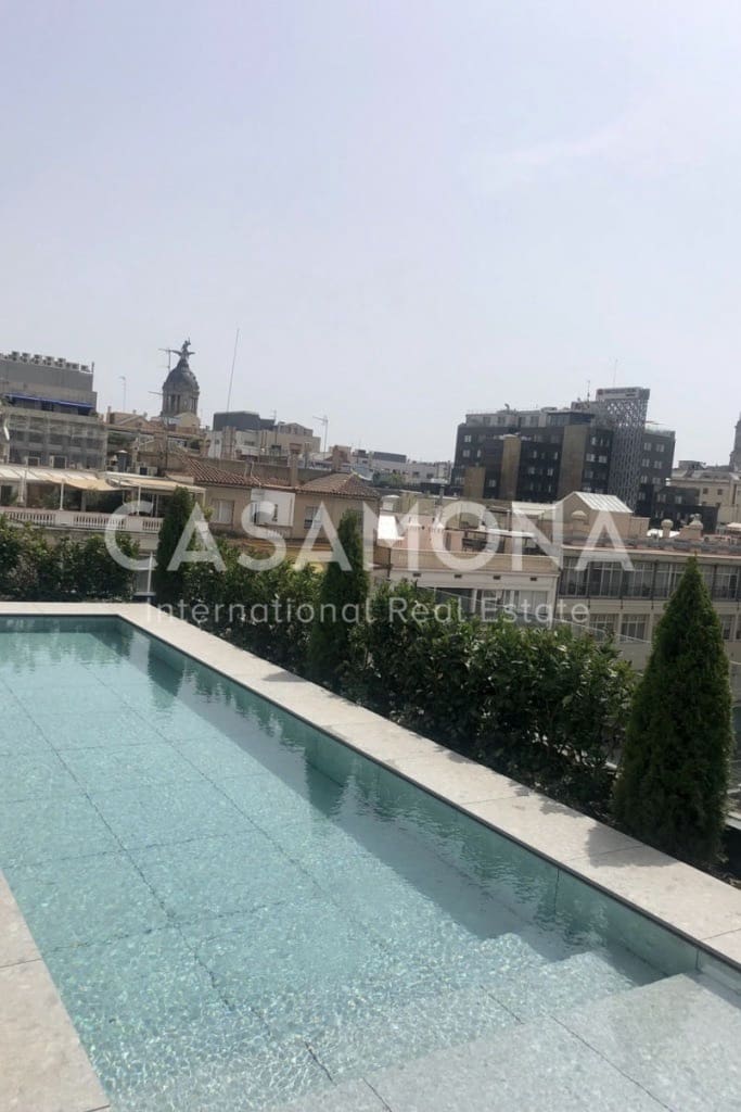 2 soveværelse Lejlighed til leje i Barcelona by med swimmingpool - € 7.100 (Ref: 7017606)