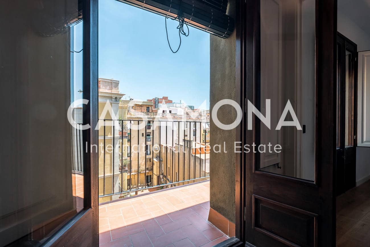 Appartement de 2 chambres à louer à Barcelone ville - 2 880 € (Ref: 7017614)