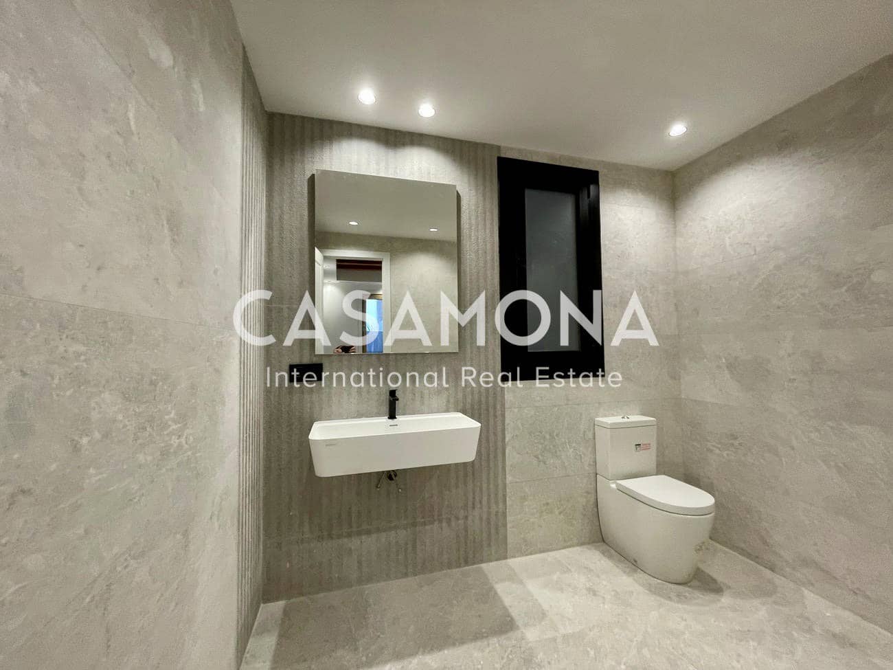 3 soverom Leilighet til salgs i Barcelona by - € 869 000 (Ref: 7161806)