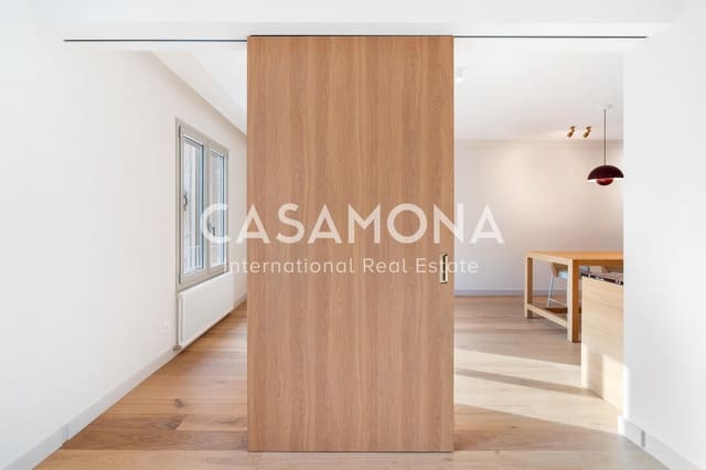 4 bedroom Apartment for sale in Sarrià-Sant Gervasi, Barcelona city - € 1,100,000 (Ref: 7924863)