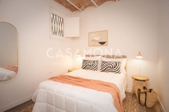 2 soverom Leilighet til leie i El Barri Gòtic, Barcelona by - € 2 700 (Ref: 7924882)