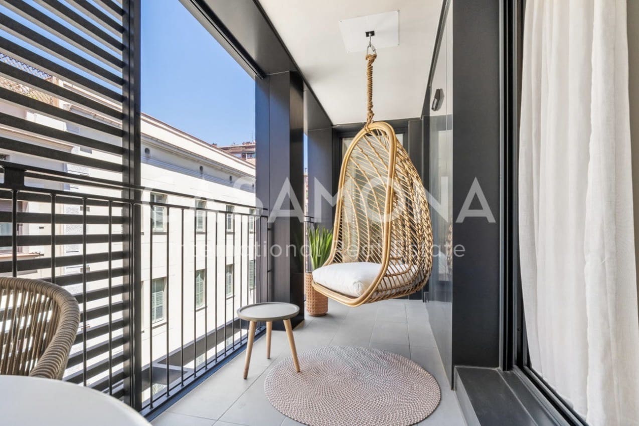 Appartement de 2 chambres à louer à Barcelone ville - 2 800 € (Ref: 7924896)