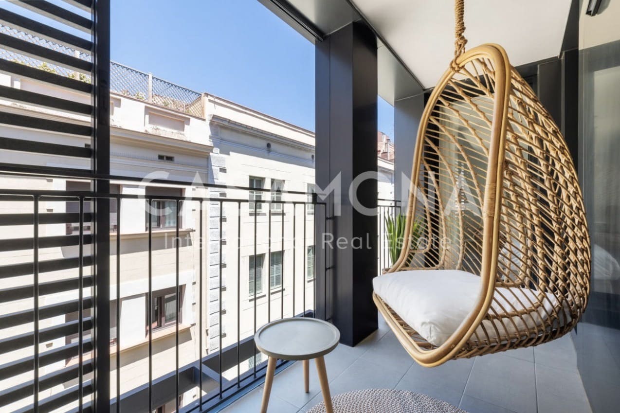 Appartement de 2 chambres à louer à Barcelone ville - 2 800 € (Ref: 7924896)