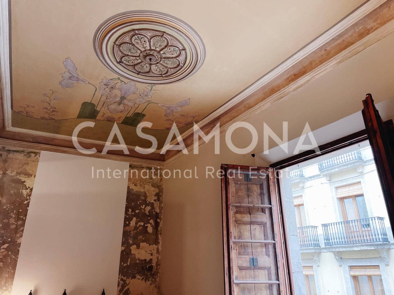 4 bedroom Apartment for sale in Barcelona city - € 1,200,000 (Ref: 7924900)