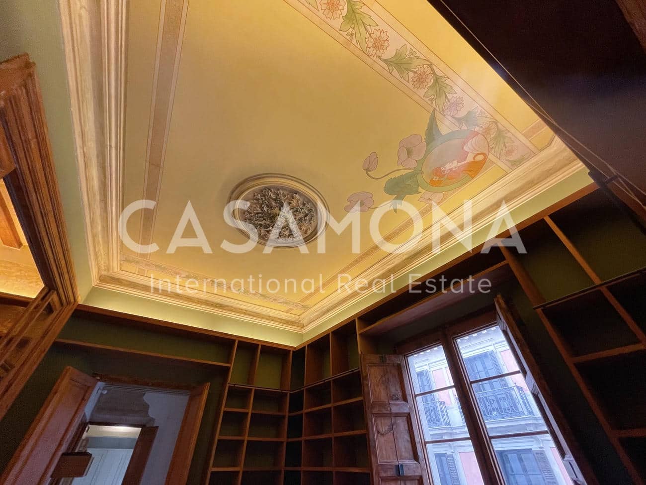 4 bedroom Apartment for sale in Barcelona city - € 1,200,000 (Ref: 7924900)