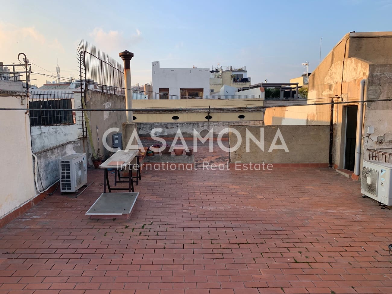 4 bedroom Apartment for sale in Barcelona city - € 1,200,000 (Ref: 7924900)