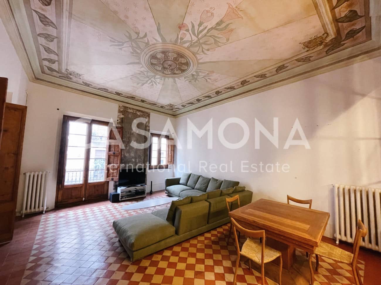 4 bedroom Apartment for sale in Barcelona city - € 1,200,000 (Ref: 7924900)