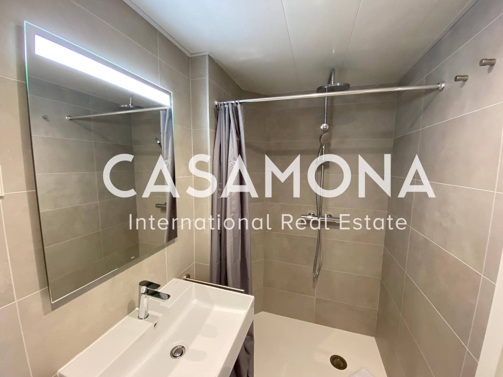 1 bedroom Apartment for rent in Barcelona city - € 2,400 (Ref: 7924906)