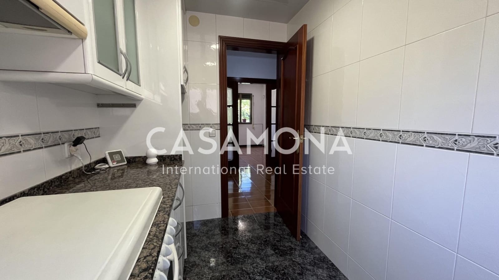 3 slaapkamer Appartement te koop in Barcelona stad - € 369.000 (Ref: 7924921)