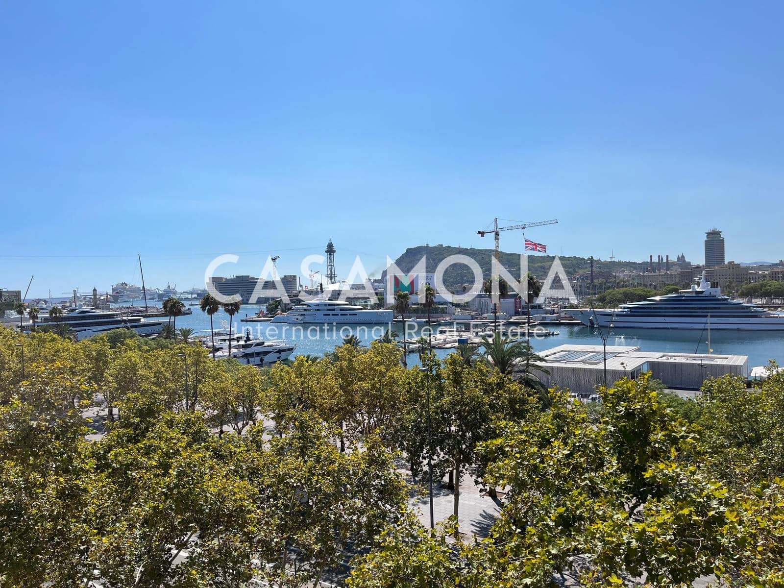 3 sovrum Lägenhet att hyra i Barcelona stad - 1 800 € (Ref: 7924946)