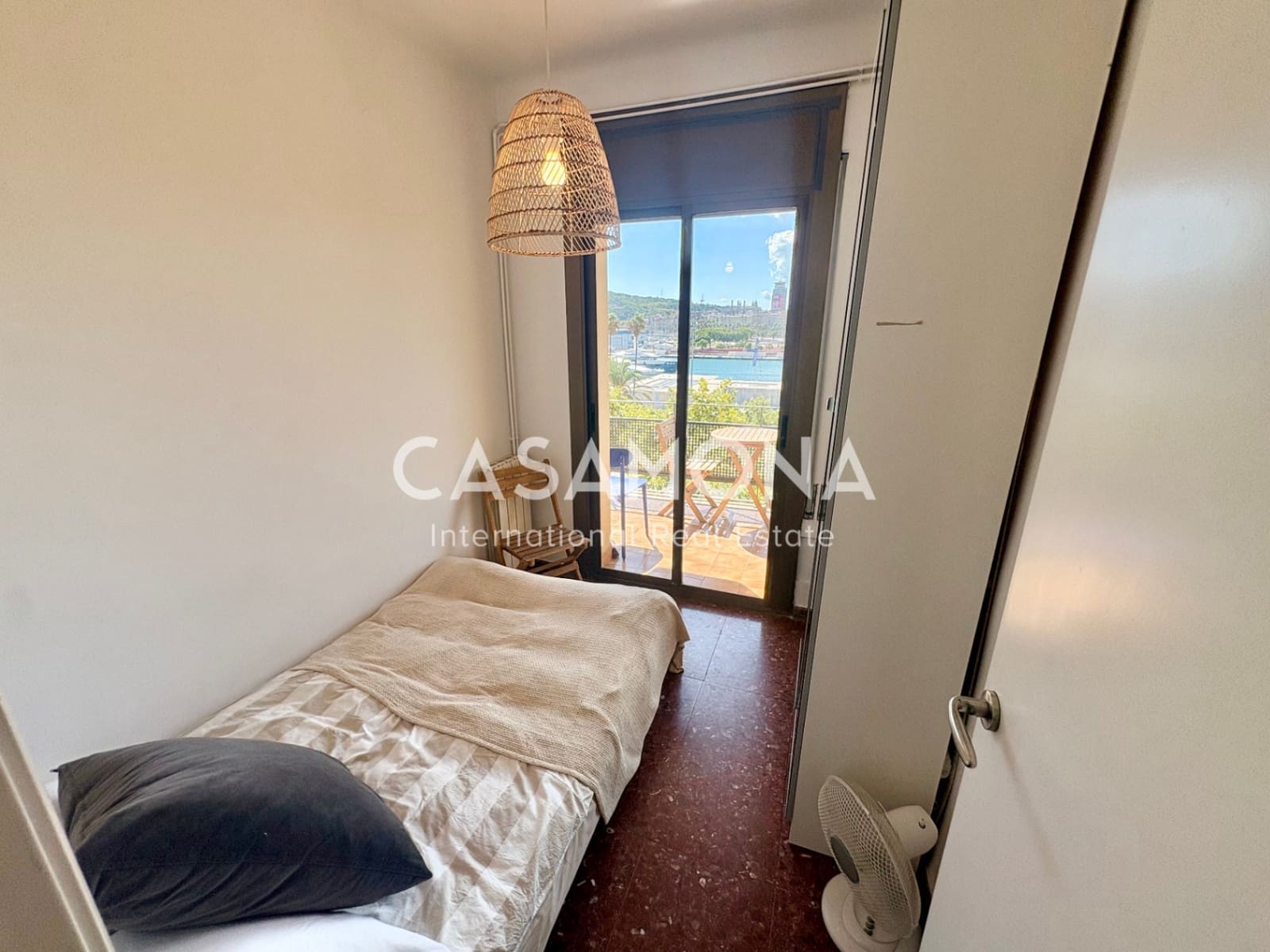 3 sovrum Lägenhet att hyra i Barcelona stad - 1 800 € (Ref: 7924946)