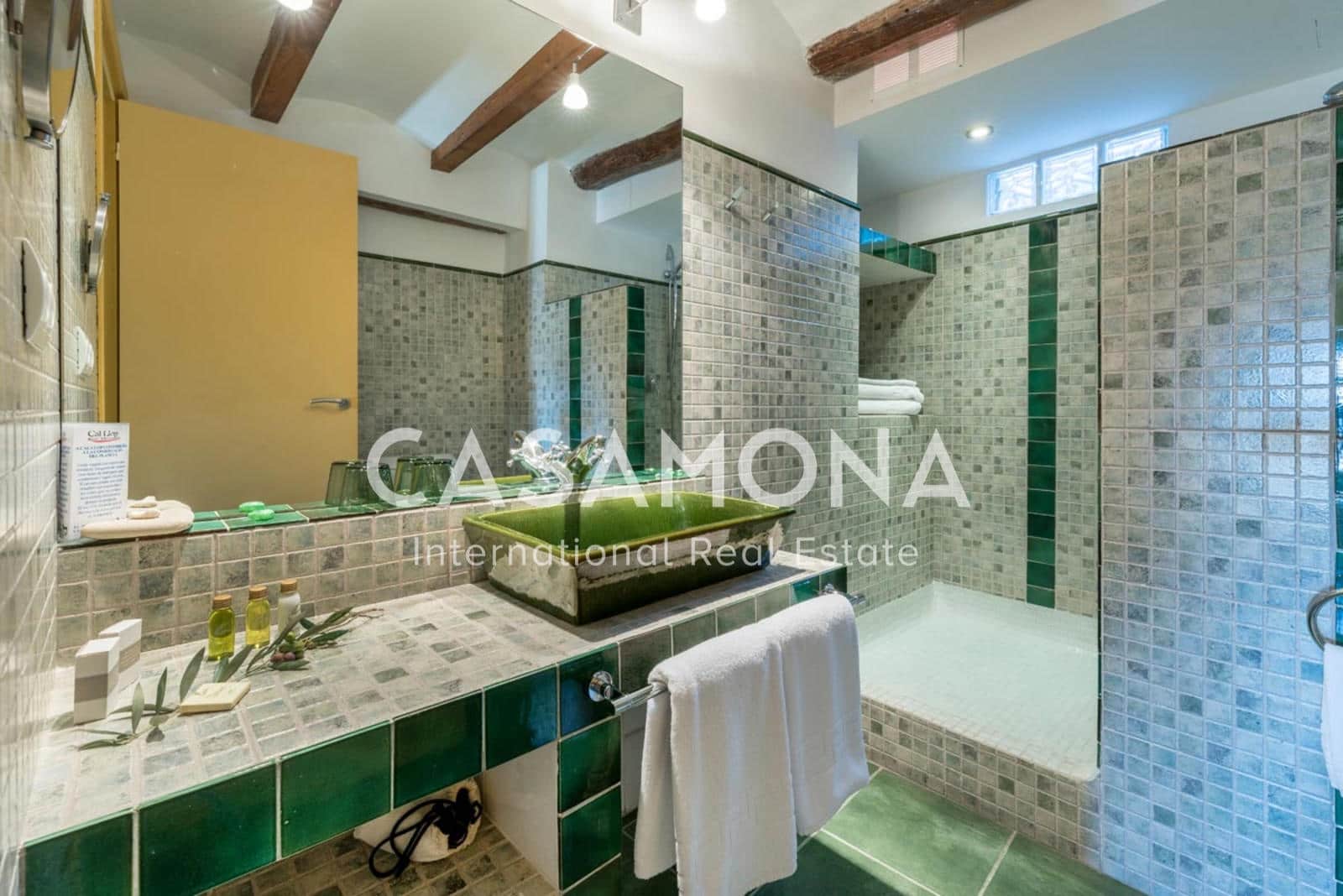 10 soveværelse Hotel til salg i Gratallops med garage - € 875.000 (Ref: 7925184)