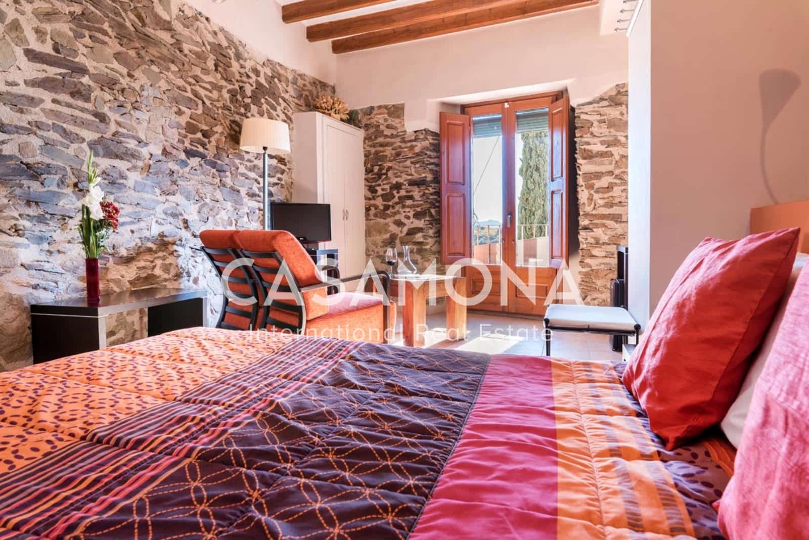 10 soveværelse Hotel til salg i Gratallops med garage - € 875.000 (Ref: 7925184)