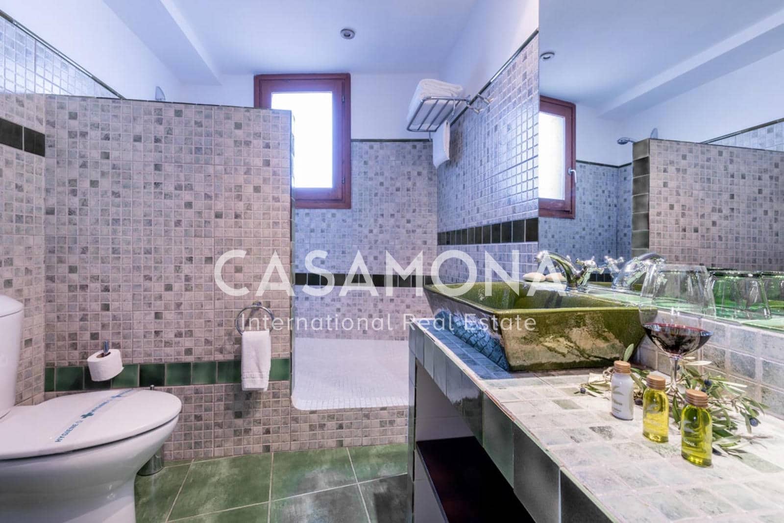 10 soveværelse Hotel til salg i Gratallops med garage - € 875.000 (Ref: 7925184)