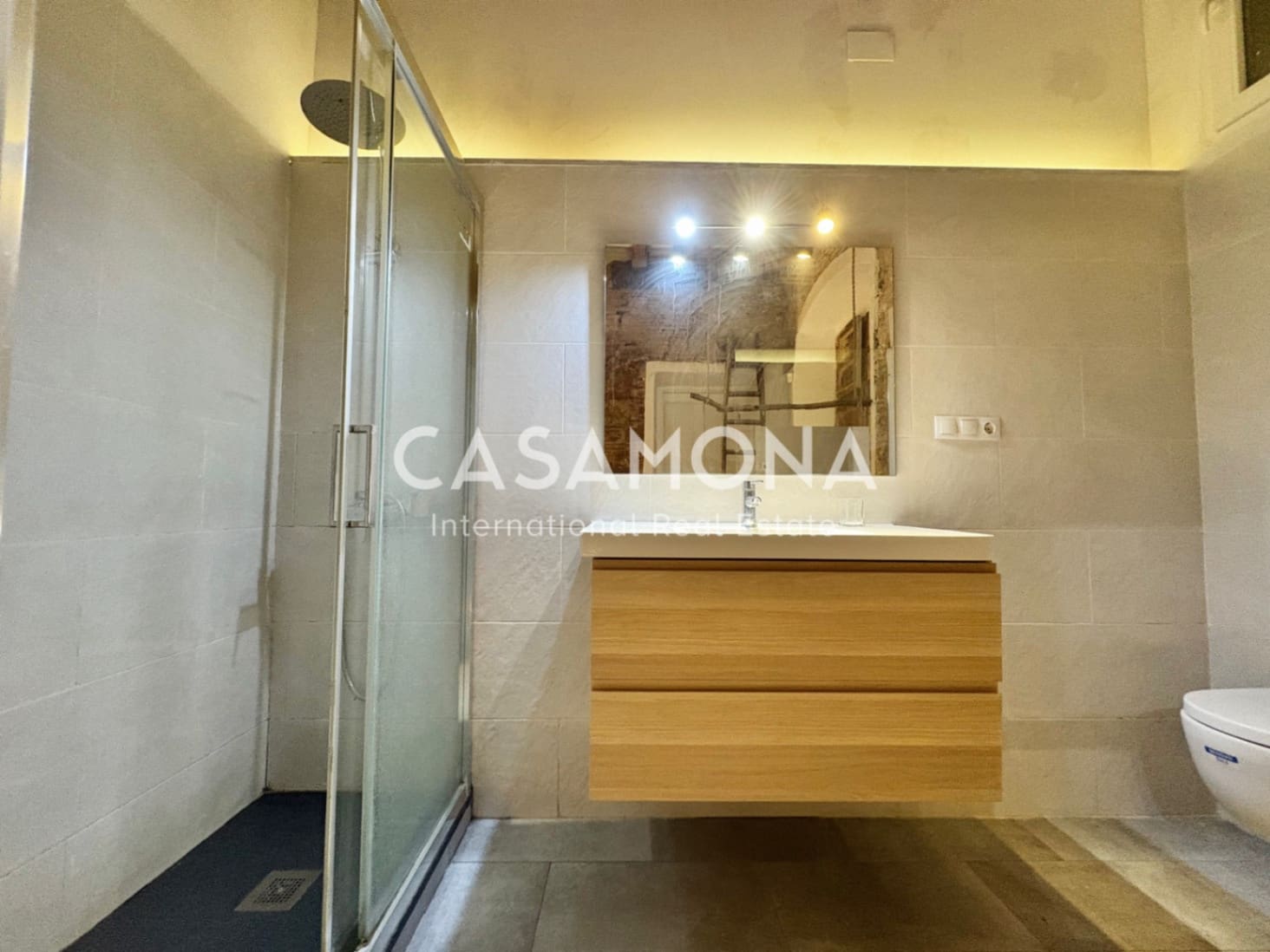 2 bedroom Apartment for rent in Barcelona city - € 1,650 (Ref: 7980209)