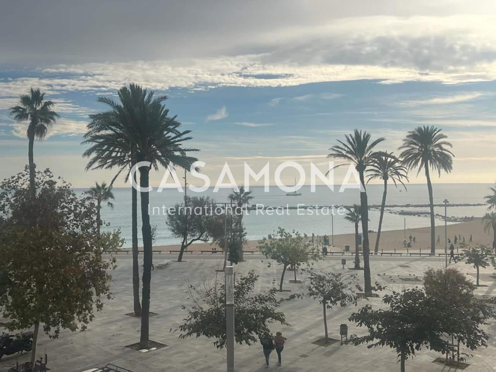 3 slaapkamer Appartement te koop in Barcelona stad - € 490.000 (Ref: 8016367)